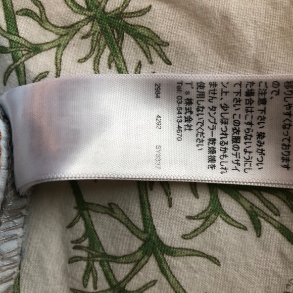 Topshop High Waisted Denim Shorts - Picture 9 of 9